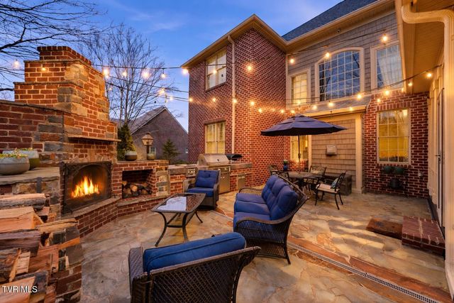 114 Highland Gate Drive, Johnson City, TN 37615