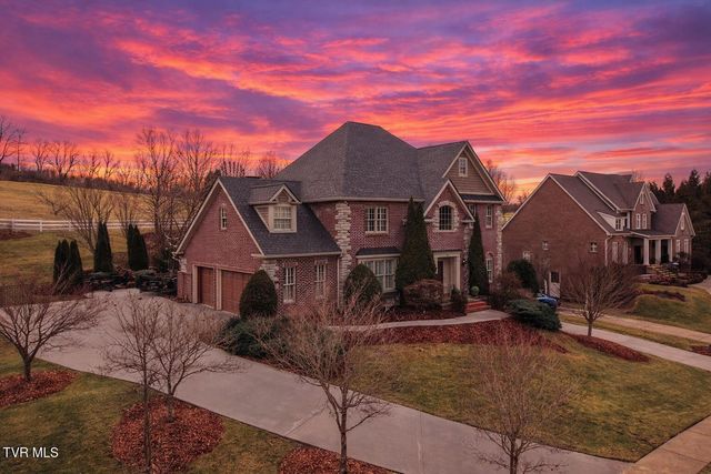 114 Highland Gate Drive, Johnson City, TN 37615