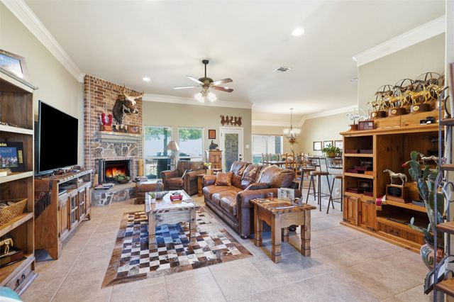 3518 Old Mineral Wells Highway, Weatherford, TX 76088