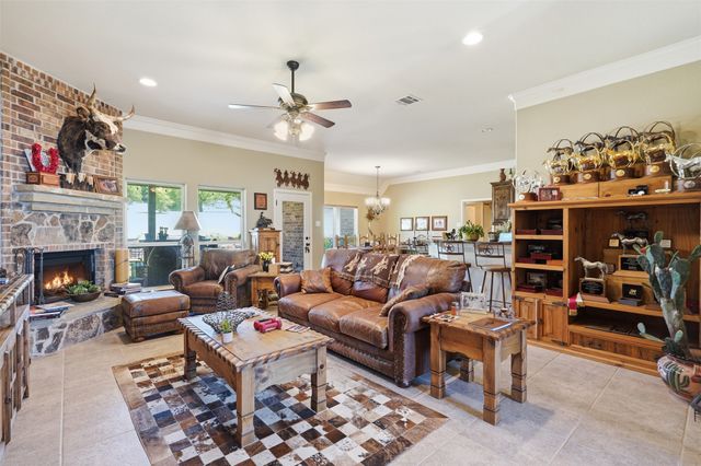 3518 Old Mineral Wells Highway, Weatherford, TX 76088
