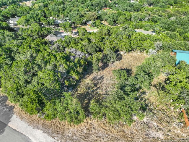 1603 Canyon Bend, Canyon Lake, TX 78133