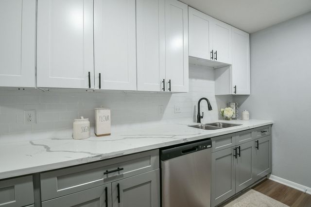 7931 Ellinger Lane, Houston, TX 77040