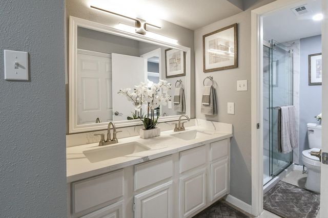 7931 Ellinger Lane, Houston, TX 77040