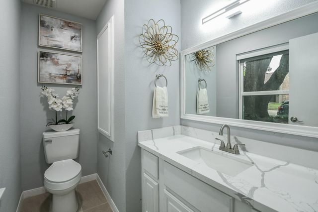 7931 Ellinger Lane, Houston, TX 77040