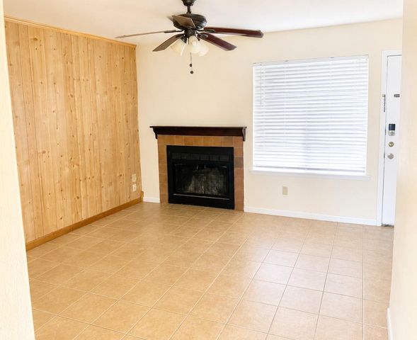 1902 Dartmouth Street K2, College Station, TX 77840