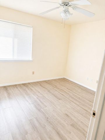 1902 Dartmouth Street K2, College Station, TX 77840