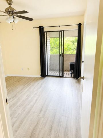 1902 Dartmouth Street K2, College Station, TX 77840