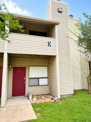 1902 Dartmouth Street K2, College Station, TX 77840