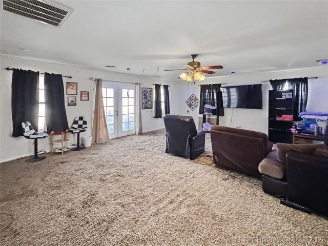 13410 W 750 Road, Tahlequah, OK 74464