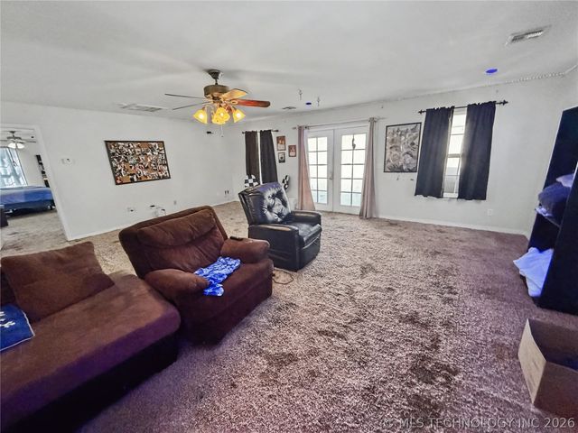 13410 W 750 Road, Tahlequah, OK 74464