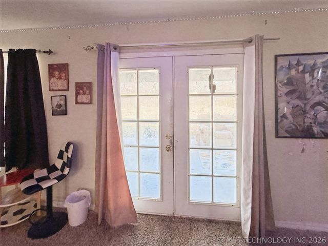 13410 W 750 Road, Tahlequah, OK 74464