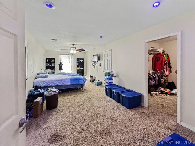 13410 W 750 Road, Tahlequah, OK 74464