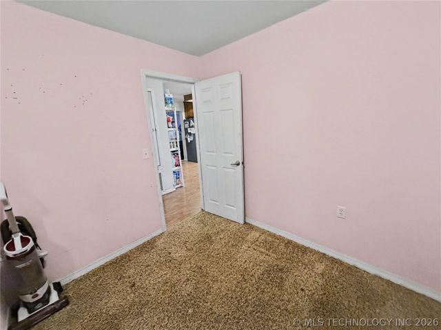 13410 W 750 Road, Tahlequah, OK 74464