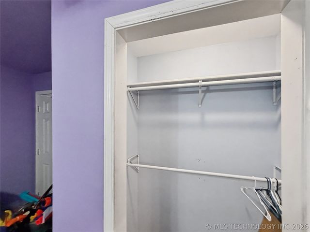 13410 W 750 Road, Tahlequah, OK 74464