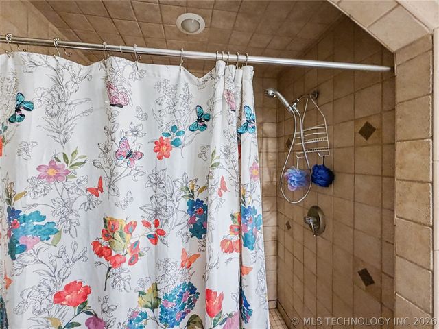 13410 W 750 Road, Tahlequah, OK 74464