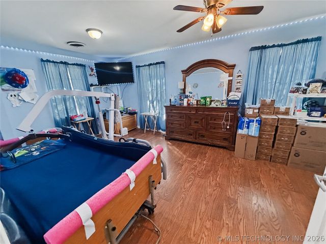 13410 W 750 Road, Tahlequah, OK 74464