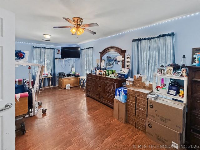 13410 W 750 Road, Tahlequah, OK 74464