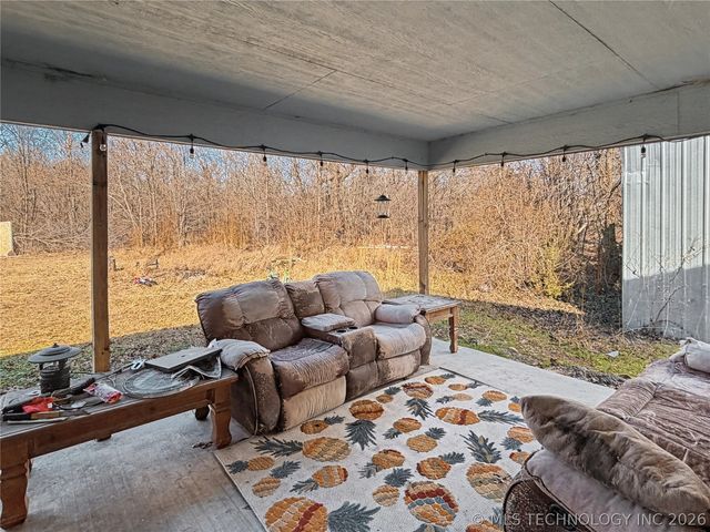 13410 W 750 Road, Tahlequah, OK 74464