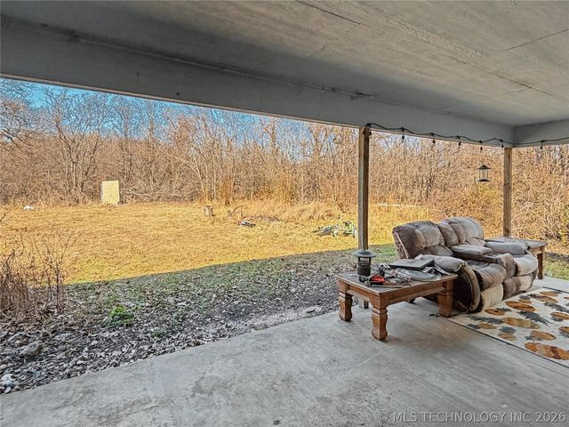 13410 W 750 Road, Tahlequah, OK 74464