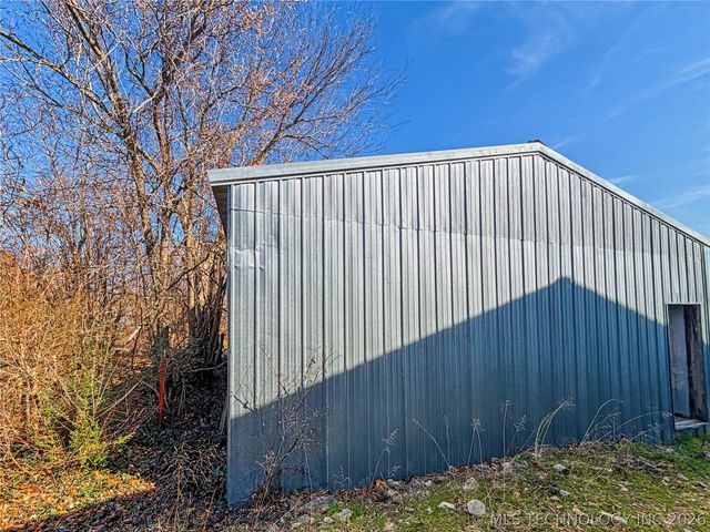 13410 W 750 Road, Tahlequah, OK 74464