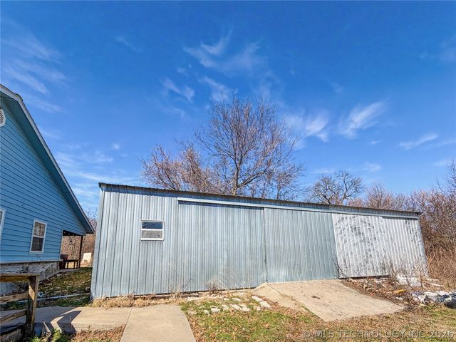13410 W 750 Road, Tahlequah, OK 74464