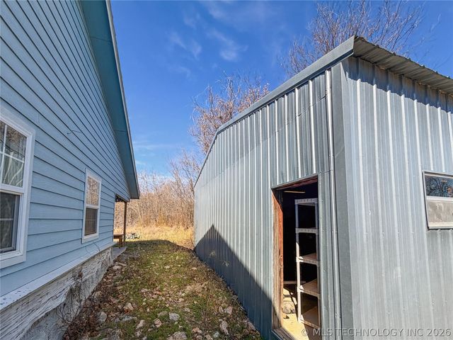 13410 W 750 Road, Tahlequah, OK 74464