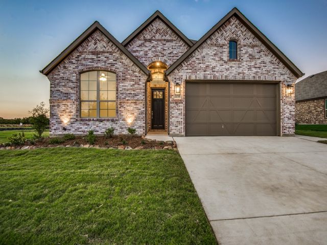 139 Lakeview Circle, Pilot Point, TX 76258