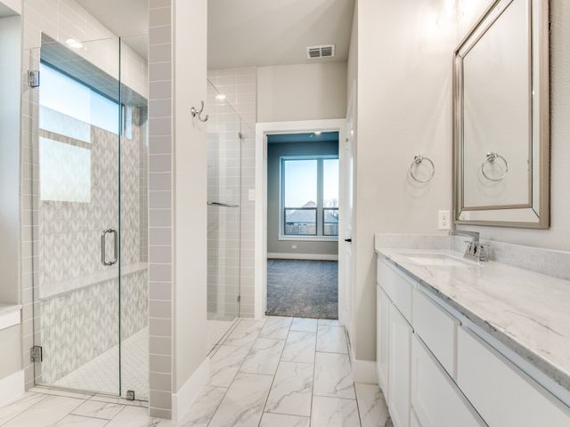 139 Lakeview Circle, Pilot Point, TX 76258
