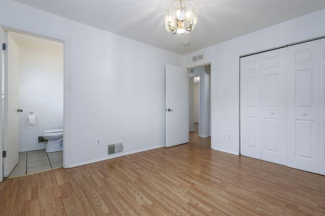164 Westway Street, Pontiac City, MI 48342