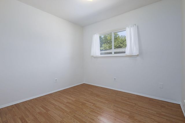 164 Westway Street, Pontiac City, MI 48342