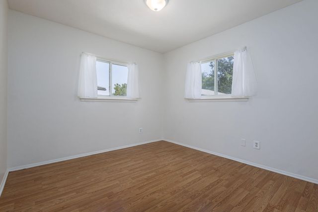 164 Westway Street, Pontiac City, MI 48342