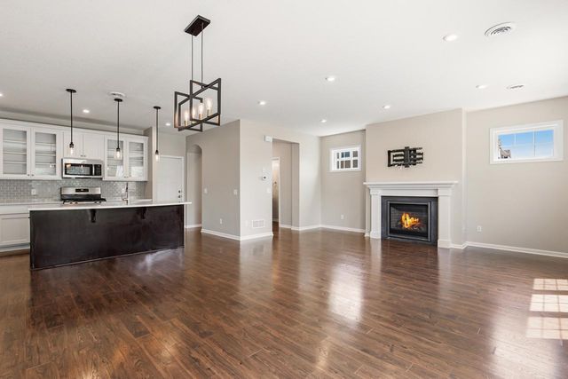 1075 Anthony Way, Victoria, MN 55386