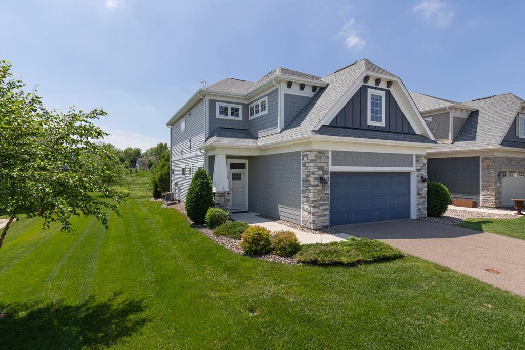 1075 Anthony Way, Victoria, MN 55386