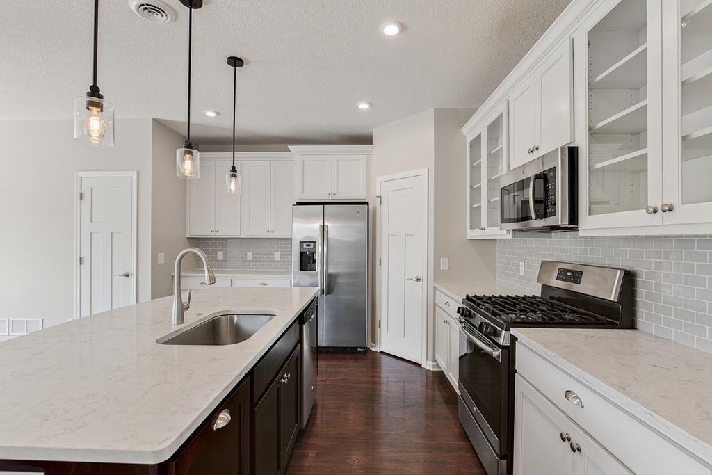 1075 Anthony Way, Victoria, MN 55386 — photo 3