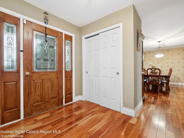 5094 Ny Route 9g, Tivoli, NY 12583