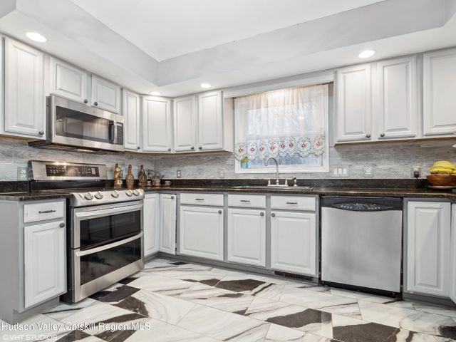5094 Ny Route 9g, Tivoli, NY 12583