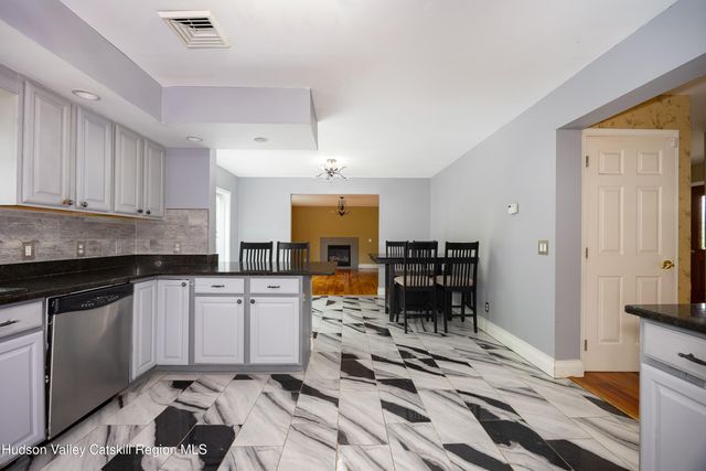 5094 Ny Route 9g, Tivoli, NY 12583