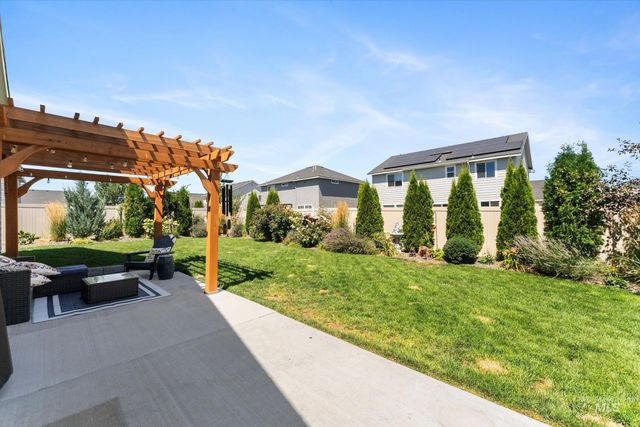 730 W Treehouse Way, Kuna, ID 83634