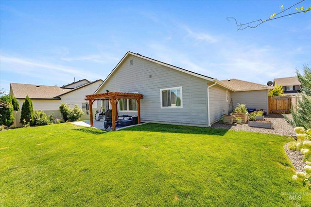 730 W Treehouse Way, Kuna, ID 83634