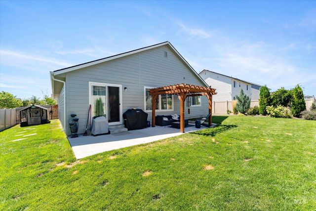 730 W Treehouse Way, Kuna, ID 83634