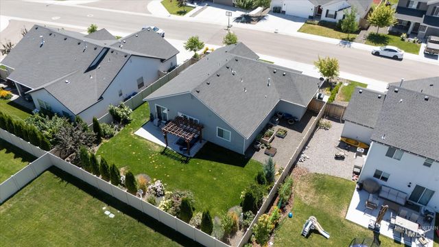 730 W Treehouse Way, Kuna, ID 83634