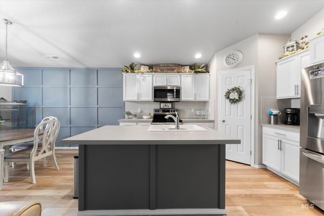 730 W Treehouse Way, Kuna, ID 83634