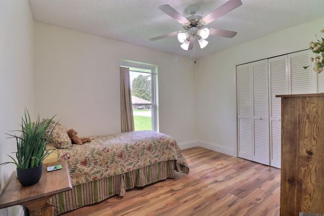 11260 Triche Rd, Gonzales, LA 70737