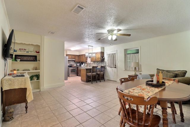 11260 Triche Rd, Gonzales, LA 70737