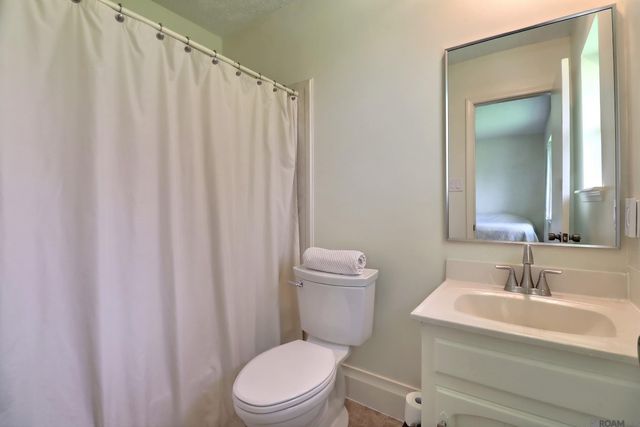 11260 Triche Rd, Gonzales, LA 70737