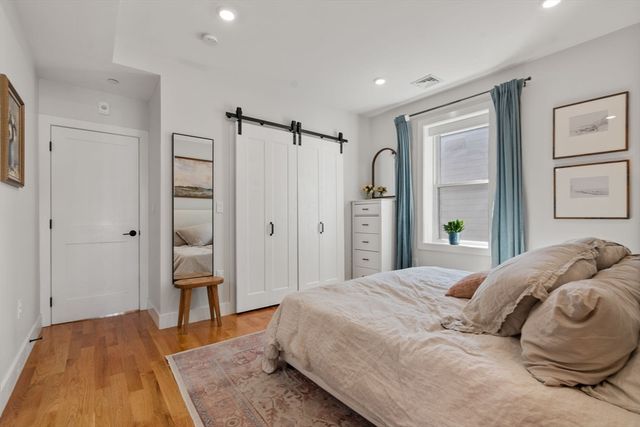 284 Sumner St 3, Boston, MA 02128