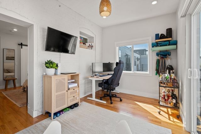 284 Sumner St 3, Boston, MA 02128