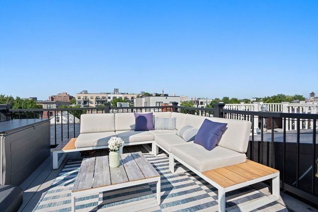 284 Sumner St 3, Boston, MA 02128