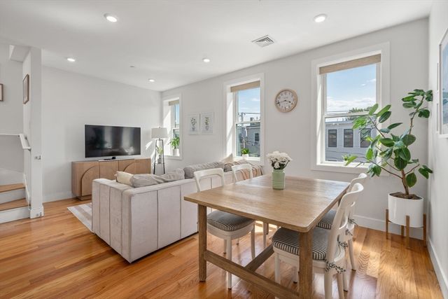 284 Sumner St 3, Boston, MA 02128