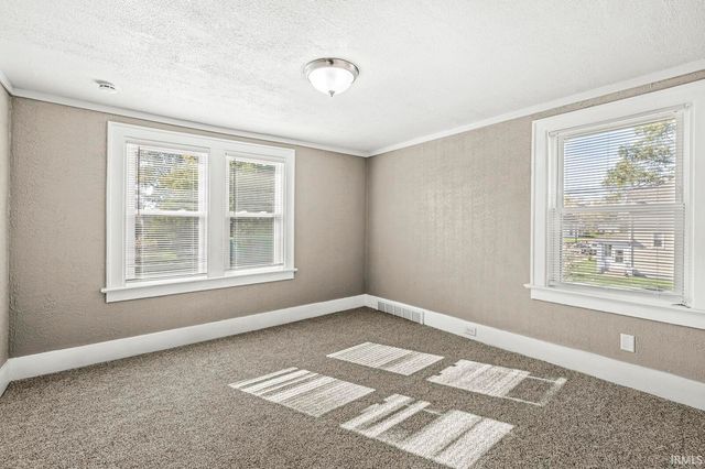 307 E Indiana Avenue, South Bend, IN 46613